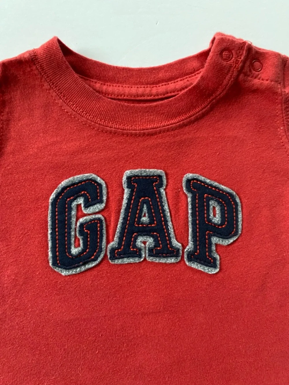 Baby GAP Logo One Piece T- Shirt Size 3 6 Months Red Spellout Red Cotton Snap
